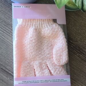 Pink Exfoliating Gloves